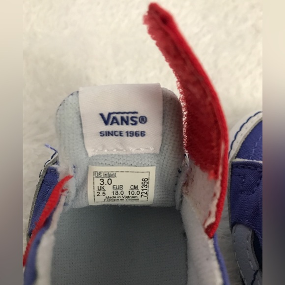 Vans Kids' Baby SK8-Hi Crib Shoes, High Top, Slip On, Velcro
US Infant size 3 - Picture 10 of 10